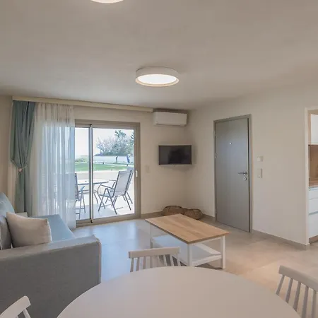 Arelia Beachfront Sea View