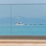 Arelia Beachfront Sea View 公寓