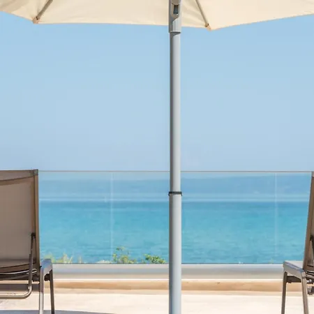 Arelia Beachfront Sea View Apartment